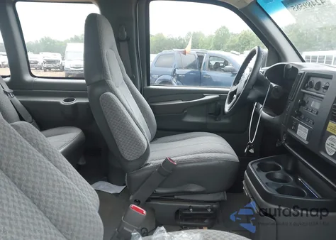 2003 Chevrolet Express G3500 из США, поврежденный, VIN 1GAHG39U231113283